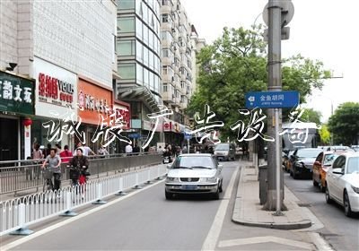 北京部分英文路牌翻译有误 老外看不懂(图)